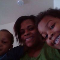 Tia Blanchard Photo 5