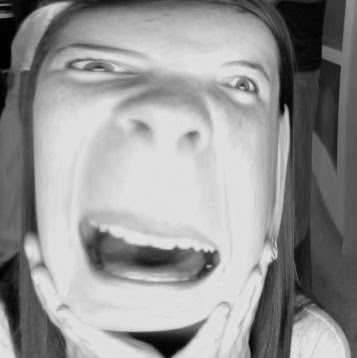 Julia Davison Photo 10