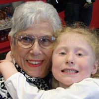 Helen Myers Photo 29