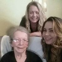 Pamela Leach Photo 15