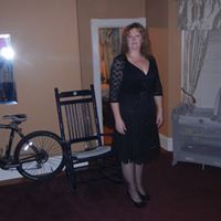 Leigh Markham Photo 10