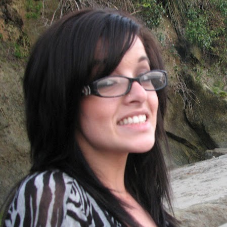 Danielle Fuentes Photo 9