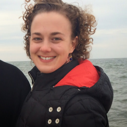 Elizabeth Davenport Photo 15