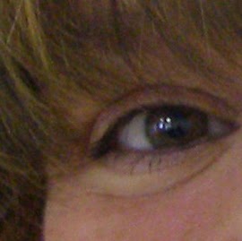 Lynne Heath Photo 4