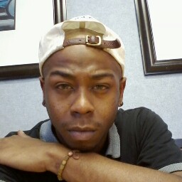 Raymond Pierce Photo 38