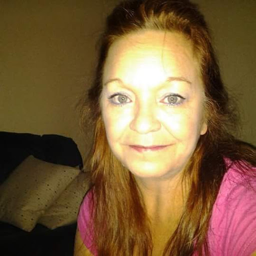 Tammy Bowles Photo 4