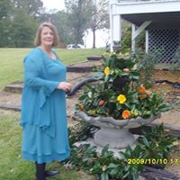 Vickie Lewis Photo 34