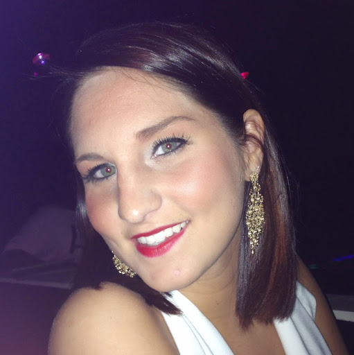 Colleen Warren Photo 18