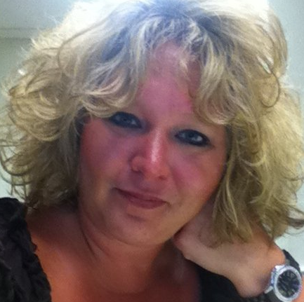 Erin Riddle Photo 32