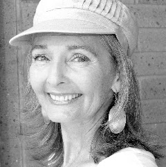 Jennifer Kohler Photo 21