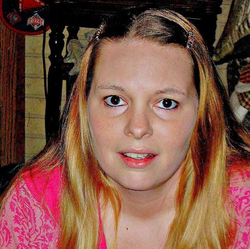 Kerri Robinson Photo 22