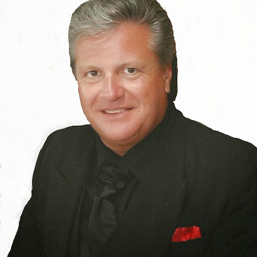 Clark Stewart Photo 37