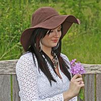 Megan Michels Photo 11