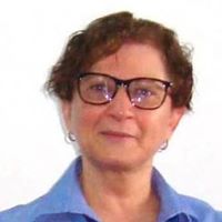 Elizabeth Singer Photo 26