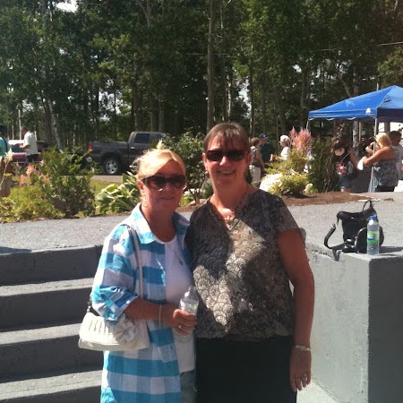 Theresa Lynch Photo 18