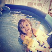 Amie Richardson Photo 7