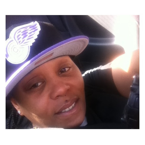 Chrystal Robinson Photo 16