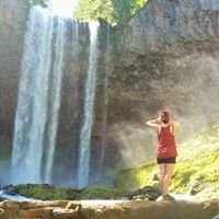 Jess Robinson Photo 14