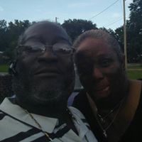 Stephanie Pickett Photo 43