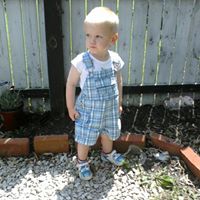 Christine Meeks Photo 32