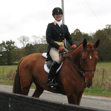 Elizabeth Holtz Photo 15