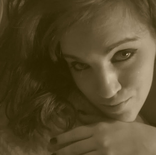 Tiffany Kirk Photo 32