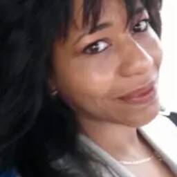 Yolanda Taylor Photo 38