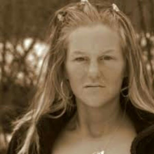 Michelle Demers Photo 6