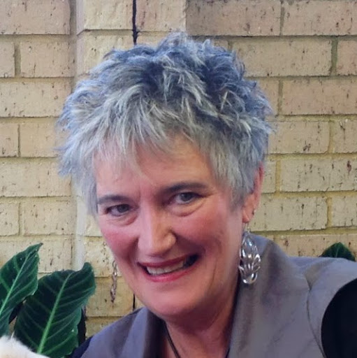 Caroline Abbott Photo 30