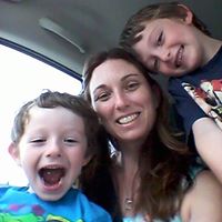 Renee Reilly Photo 26