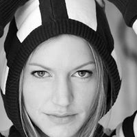 Kathryn Watt Photo 21