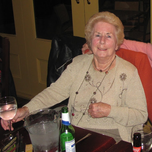 Patricia Roberts Photo 21