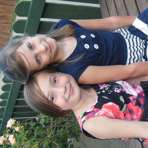 Megan Stiles Photo 32