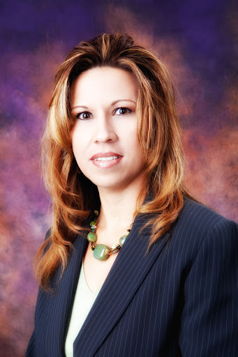 Alexandra Anderson Photo 28