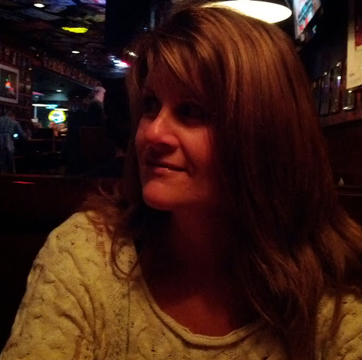 Denise Skinner Photo 41