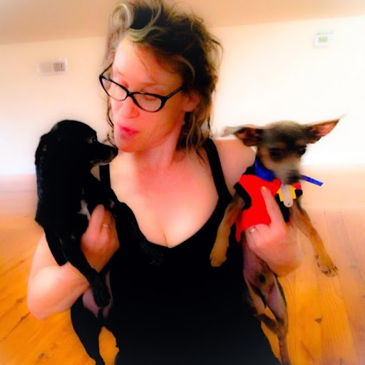 Suzanne Faulkner Photo 27