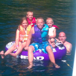 Anita Fisher Photo 20