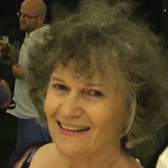 Suzanne Coates Photo 3