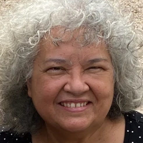 Maria Solis Photo 13