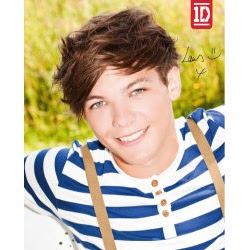 Alyssa Tomlinson Photo 16