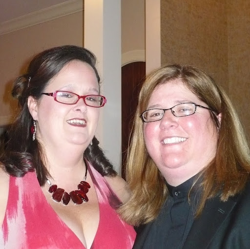 Laura Sullivan Photo 14