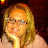 Rachelle Thompson Photo 15