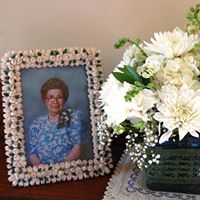 Cheryl Winter Photo 29