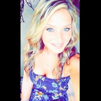 Emily Christopher Photo 19