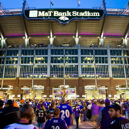 Michael Henley Photo 37