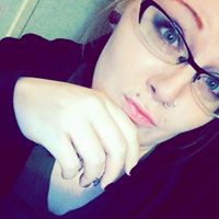 Katie Booker Photo 12