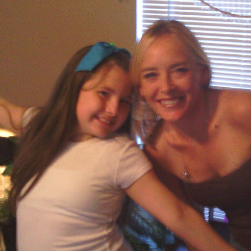Michelle Lowe Photo 31
