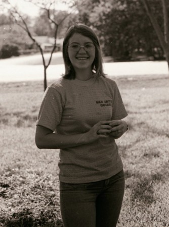 Elizabeth Anderson Photo 23