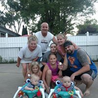 Theresa Riley Photo 30