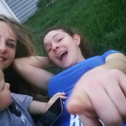 Elizabeth Story Photo 10